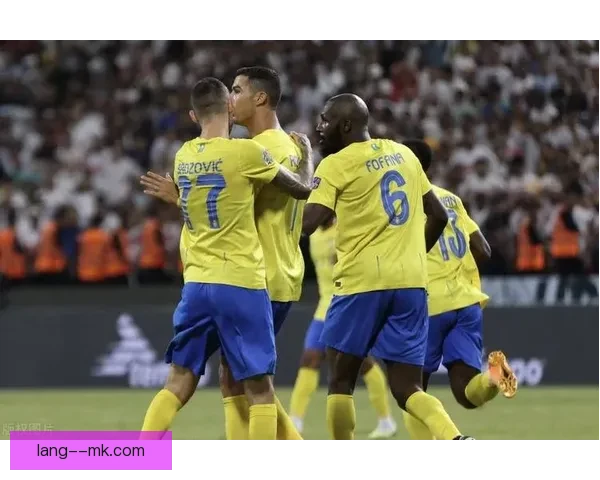 哲格罗瓦法甲客场精彩远射破门助球队赢得关键三分