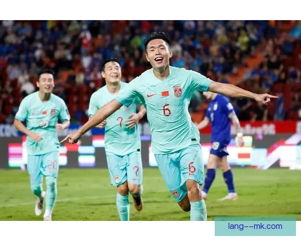 韦世豪世预赛火线复出头球破门点燃全场中国队力克泰国迎关键胜利